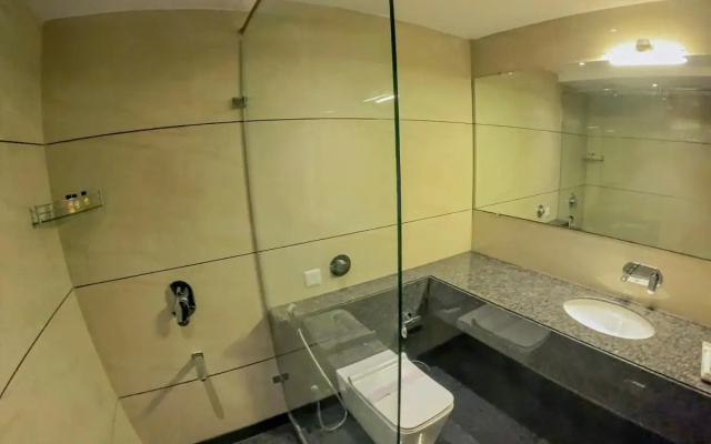 Hotel Hira Inn