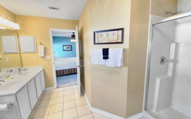 Maravilla Beach House by Destin Getaways