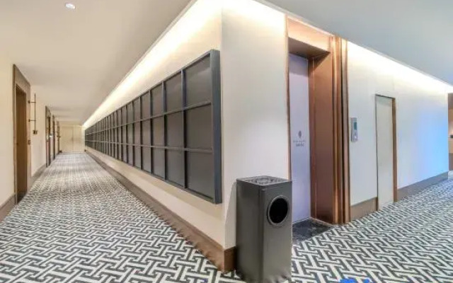Ezzi hotel