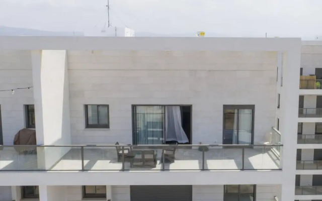 Penthouse Sunset Balcony by Sea N' Rent