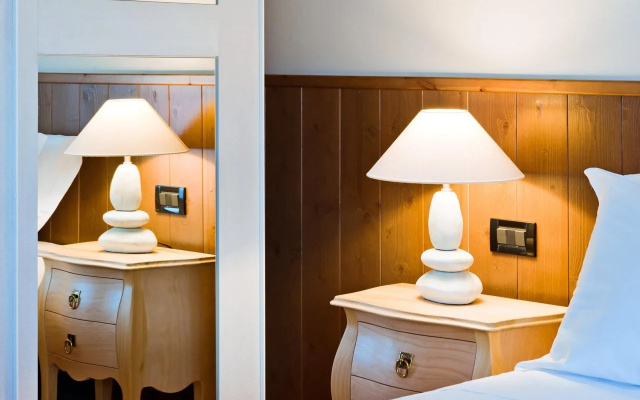 Hotel Ambassador