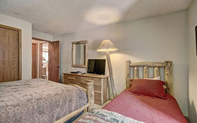 221 Cinnamon Ridge I 2 Bedroom Condo by RedAwning