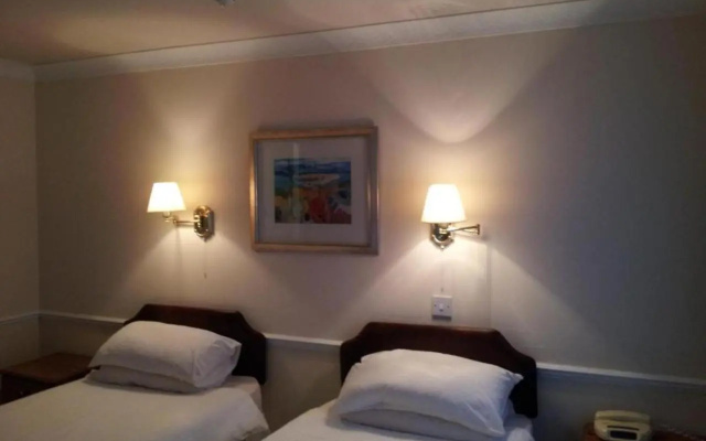 Sea Side Hotel