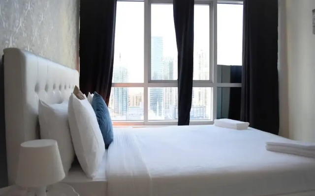 2 Bedrooms Apartment in Marina Diamond 4