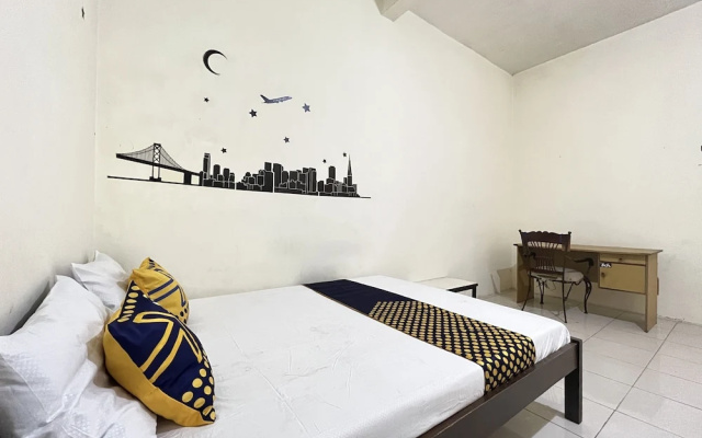 OYO Life 93398 Sudimoro Guest House Syariah