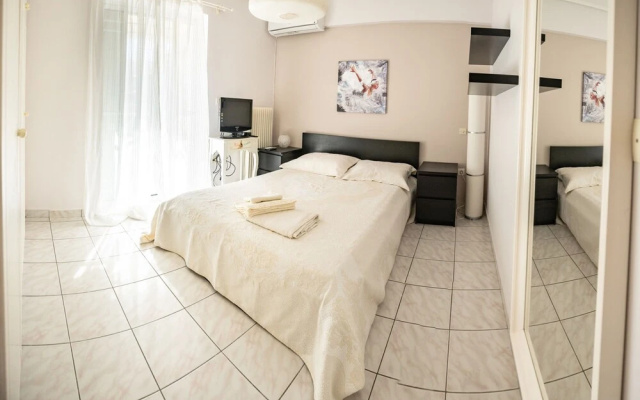 Apartment in Vyronas 3 Double Bedrooms