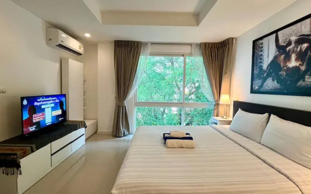6-58 - 2 Bdr Spacious Penthouse With Shared Pool