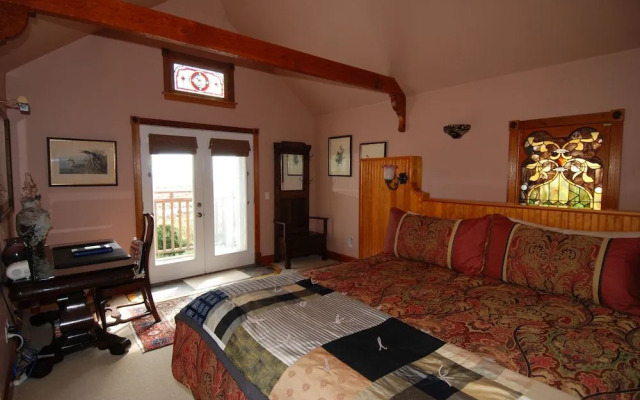 China Beach Retreat