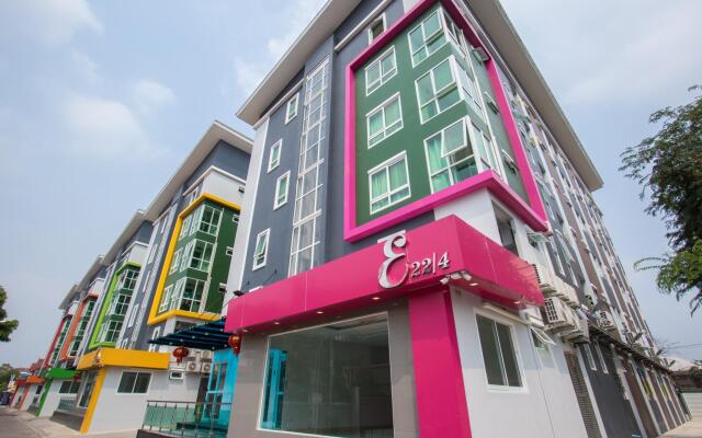 Отель B your home Hotel Donmueang Airport Bangkok Таиланд, Бангкок - отзывы, цены и фото номеров - забронировать отель B your home Hotel Donmueang Airport Bangkok онлайн вид на фасад