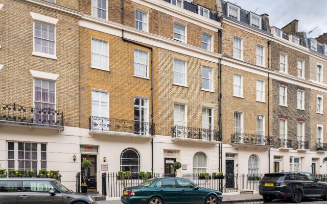 Oyo Belgravia Hotel вид на фасад