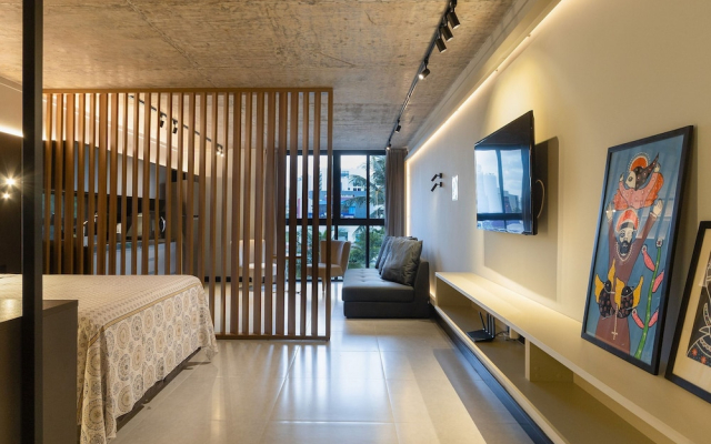 Urban #305 - Comfort in Tambau by Carpediem