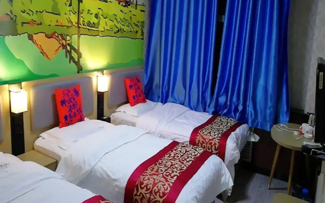 Jun Hotel Shanxi Lvliang Fenyang Shanxi Medical University Fenyang College