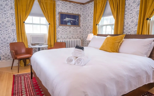 Sally Webster Inn