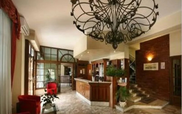 Ariston Hotel