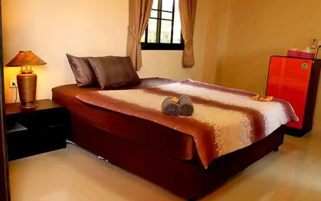 Bann Chompu Resort