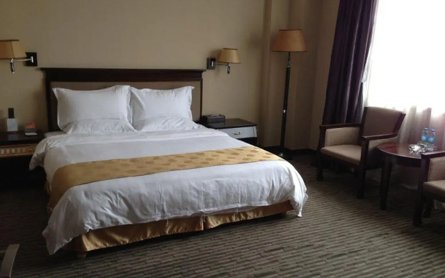 Lifu Hotel - Huang Pu Road Run Du