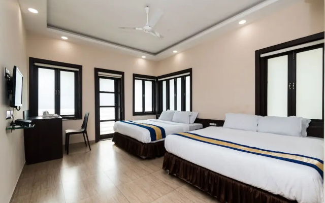 OYO 10921 Stay INN