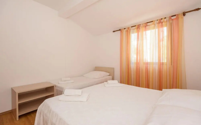 Apartments Zdravko