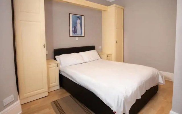 The Hilton Flat 1