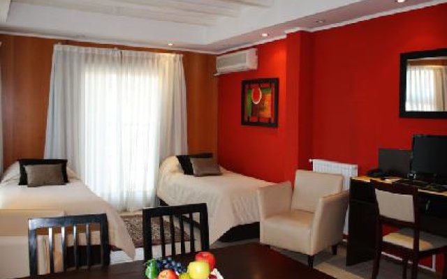 Ker Urquiza Hotel and Suites 1