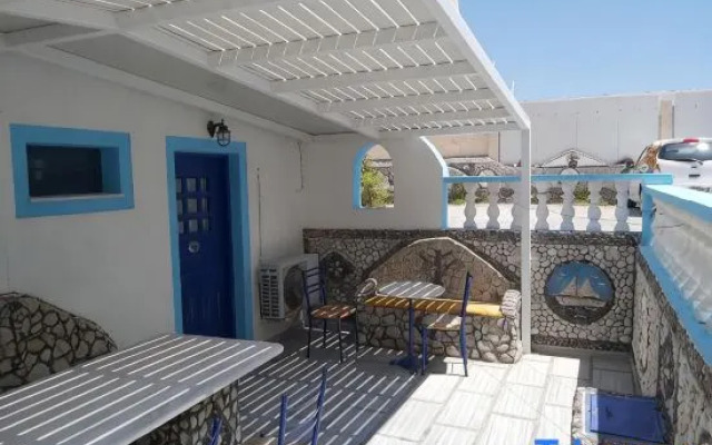 Stavros Beachfront Domes
