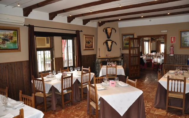 Hotel Orellana Perdiz