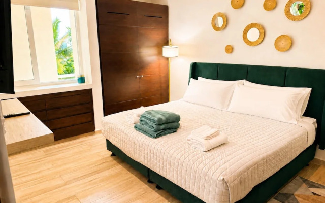 Marina view 3BR pool 7min walk to beach