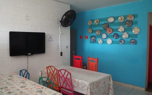 Onça da Praia Hostel