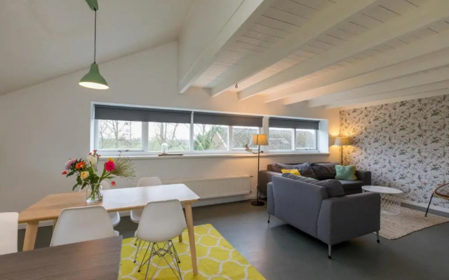 Bovenappartement Kon. Emmaweg 6, Vrouwenpolder