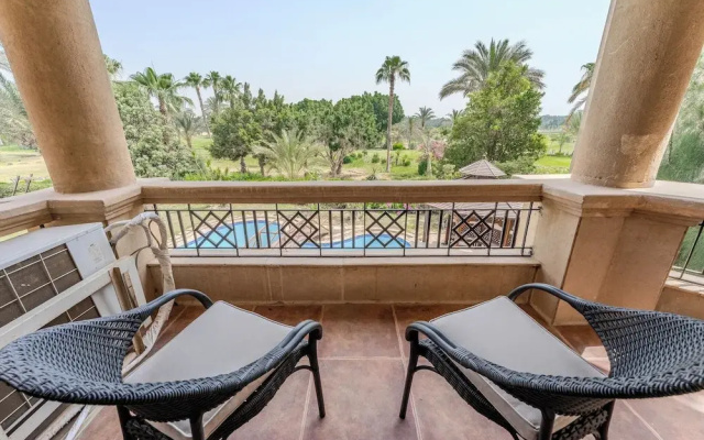 Amazing Golf View Apartments