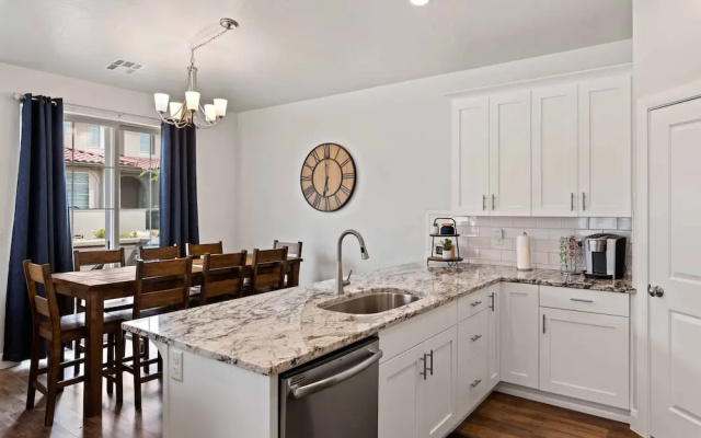The Sunnyside Haven by RedAwning