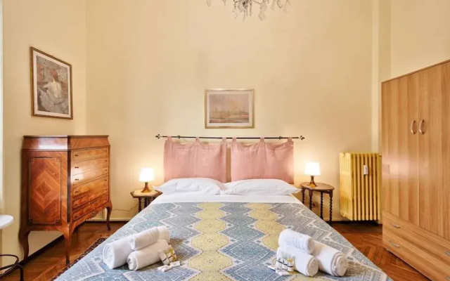 Roomy Flat Turin Crocetta