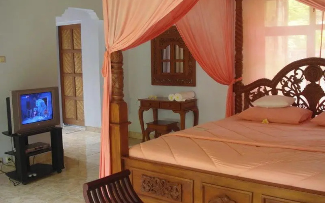 Bali Lege Beach Bungalows