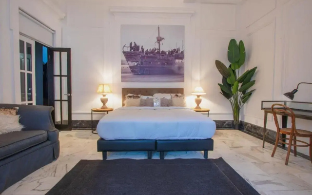 AmazINN Places Casco Viejo Pool and Rooftop VI