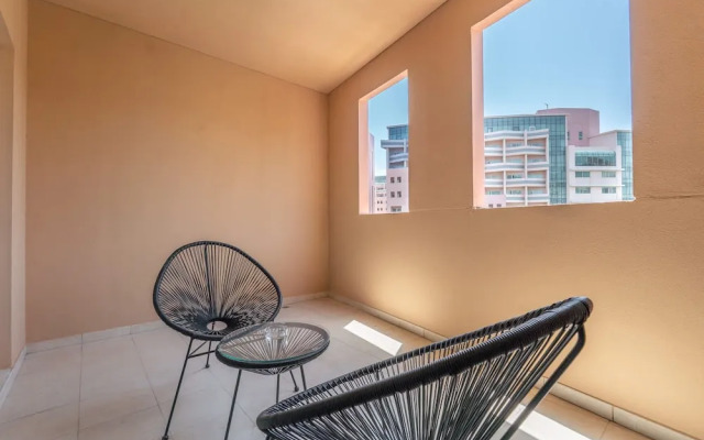 A Gorgeous Studio in Zen 20 That Sleeps 2