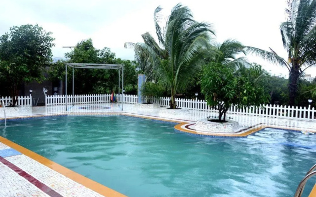 Aanandi Farm And Resort