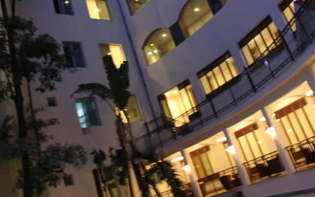 Отель Sanya Jinglilai Resort вид на фасад