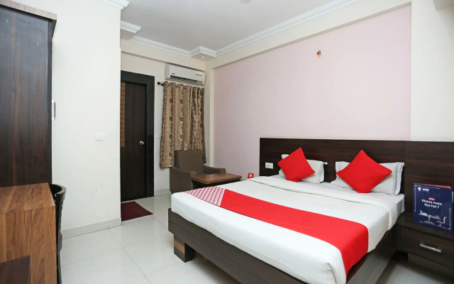 OYO Rooms Sargam Cinemas
