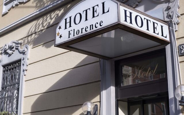 Hotel Florence вид на фасад