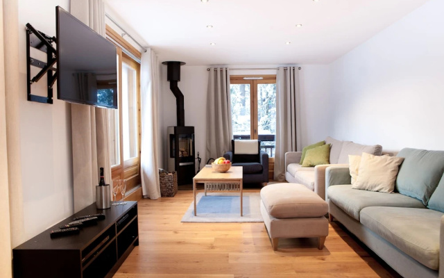 Mêlée Apartments