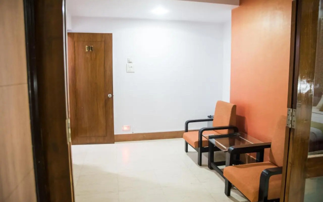 10765 Hotel Tanish