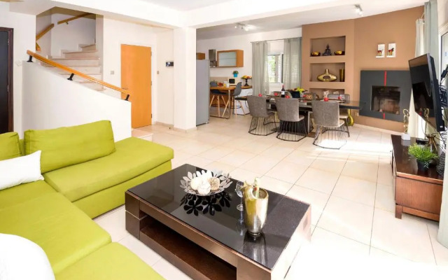 Villa Emily