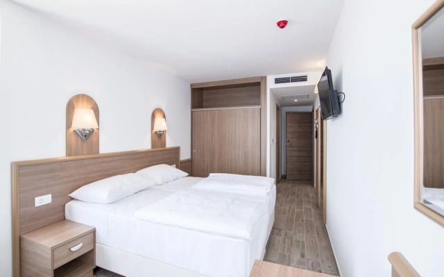 Villa Paradiso 2