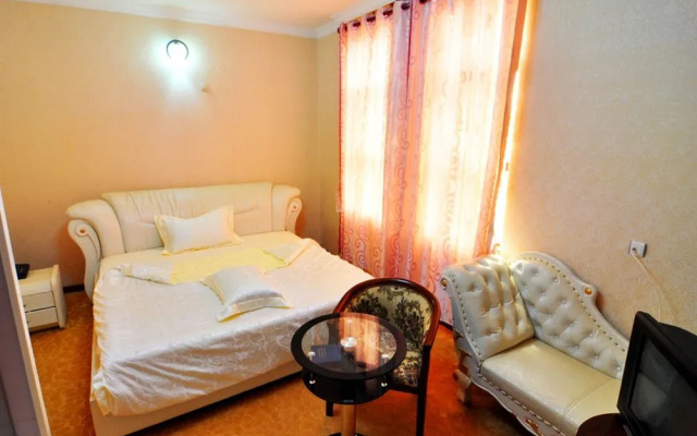 Infinity Hotel