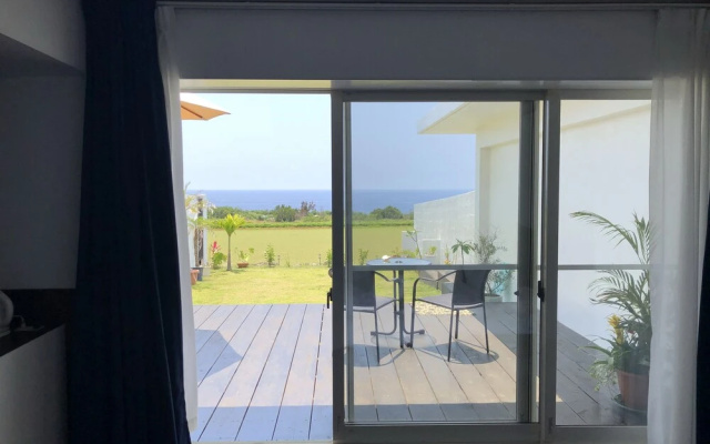 Ocean Villa Honey