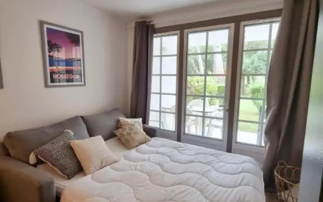 Appartement du Golf Les Bastides piscine et océan