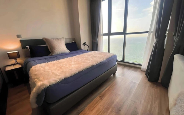 Sea View At The Beach Front - Breathtaking View