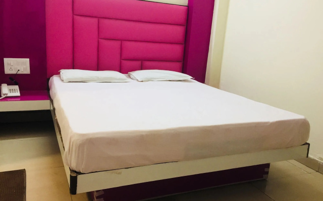 Hotel Tushar Continental