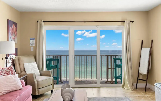 Sea Breeze 708 by Distinctive Beach Rentals