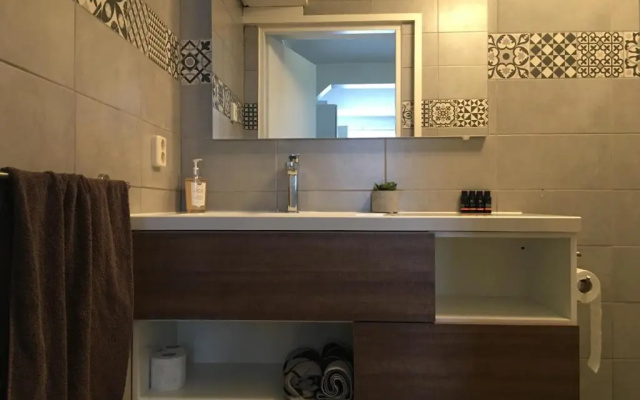 Garden Room and Economy Room